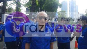Partai Demokrat Hadir Dii Kantor KPU Dengan Membuat Orasi Menyanyi Di Depan Kantor KPU