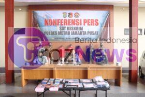 Pelaku Penipuan Tukar Kartu ATM Diringkus Sat Reskrim Polres Metro Jakarta pusat
