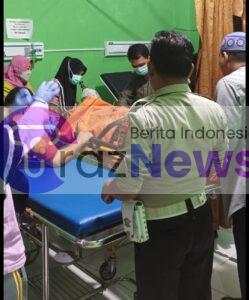 Tidak Kuat Menanjak, Pick Up Muatan Duren  Masuk Jurang, 