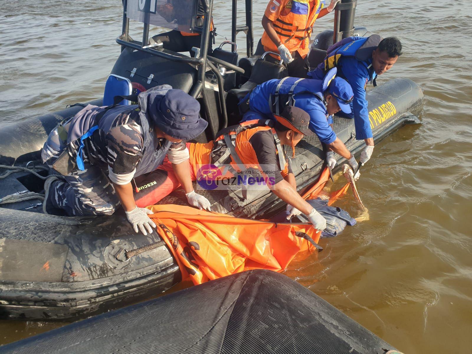 Pos TNI AL Selatpanjang Bersama Tim SAR Gabungan Berhasil Temukan Mayat ABK KM. MI No. 01 Yang Jatuh ke Laut di Perairan Kabupaten Kepulauan Meranti Riau