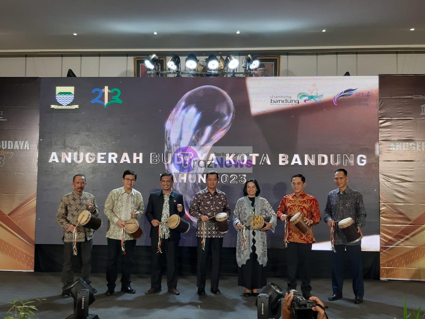 Komandan Lanal Bandung Hadiri Acara Anugerah Budaya Kota Bandung Tahun 2023 