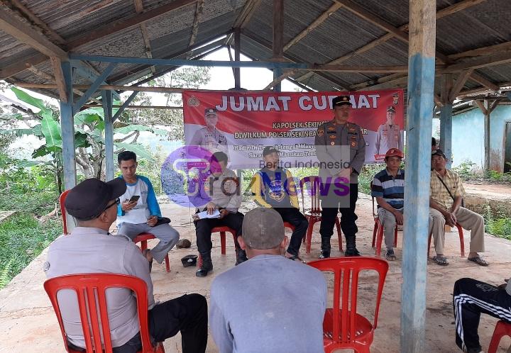 Jumat Curhat” Kapolsek Sekincau Kunjungi Pekon Pahayu Jaya, Sampaikan Pesan Kamtibmas