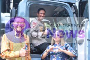 Wakapolda Metro Jaya Hadiri Penandatanganan Surat Perjanjian Hibah Kendaraan Bermotor Truk dan Mobil Box