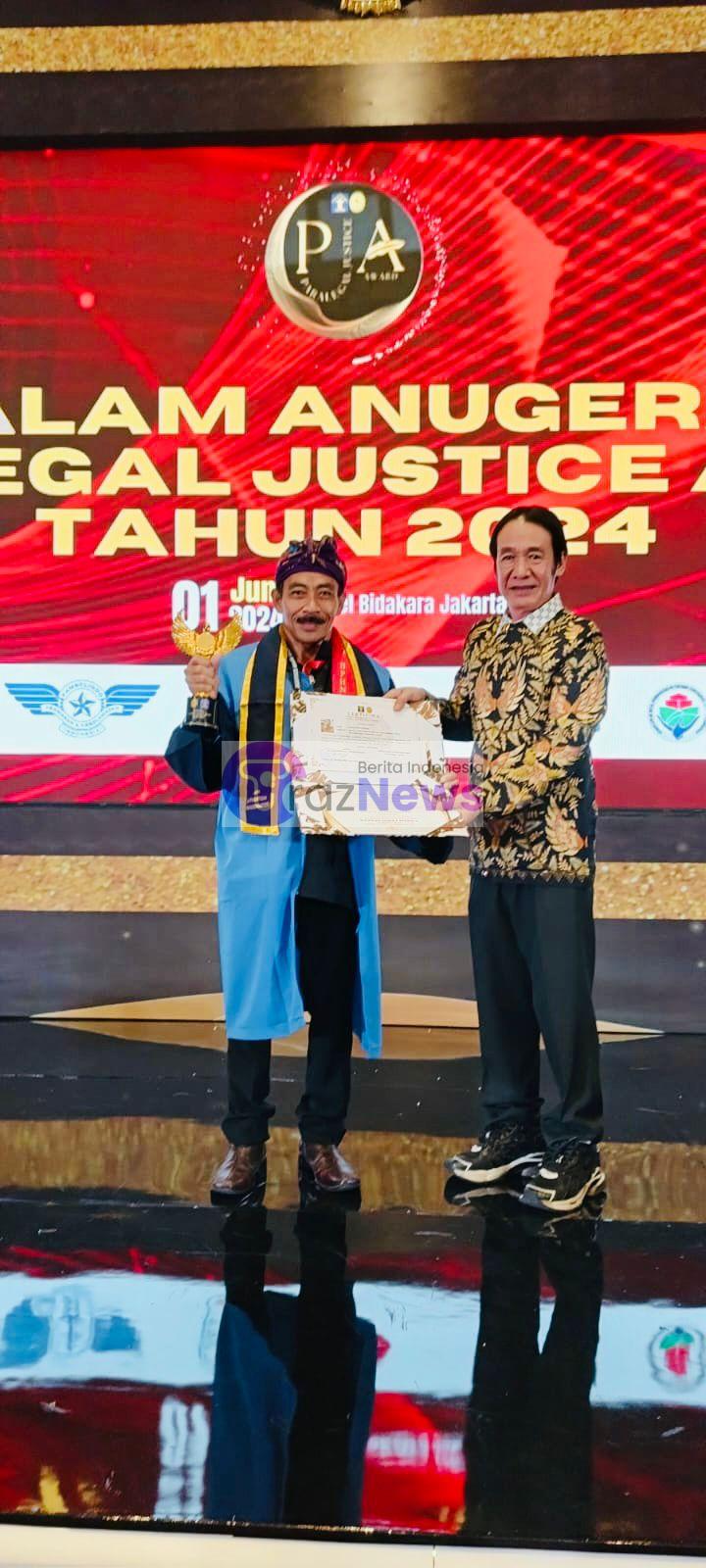 Raden Akria Buana NL. P Kabupaten Lombok Utara Berhasil Meraih 2 Kategori Anugerah Paralegal Justice Award 2024