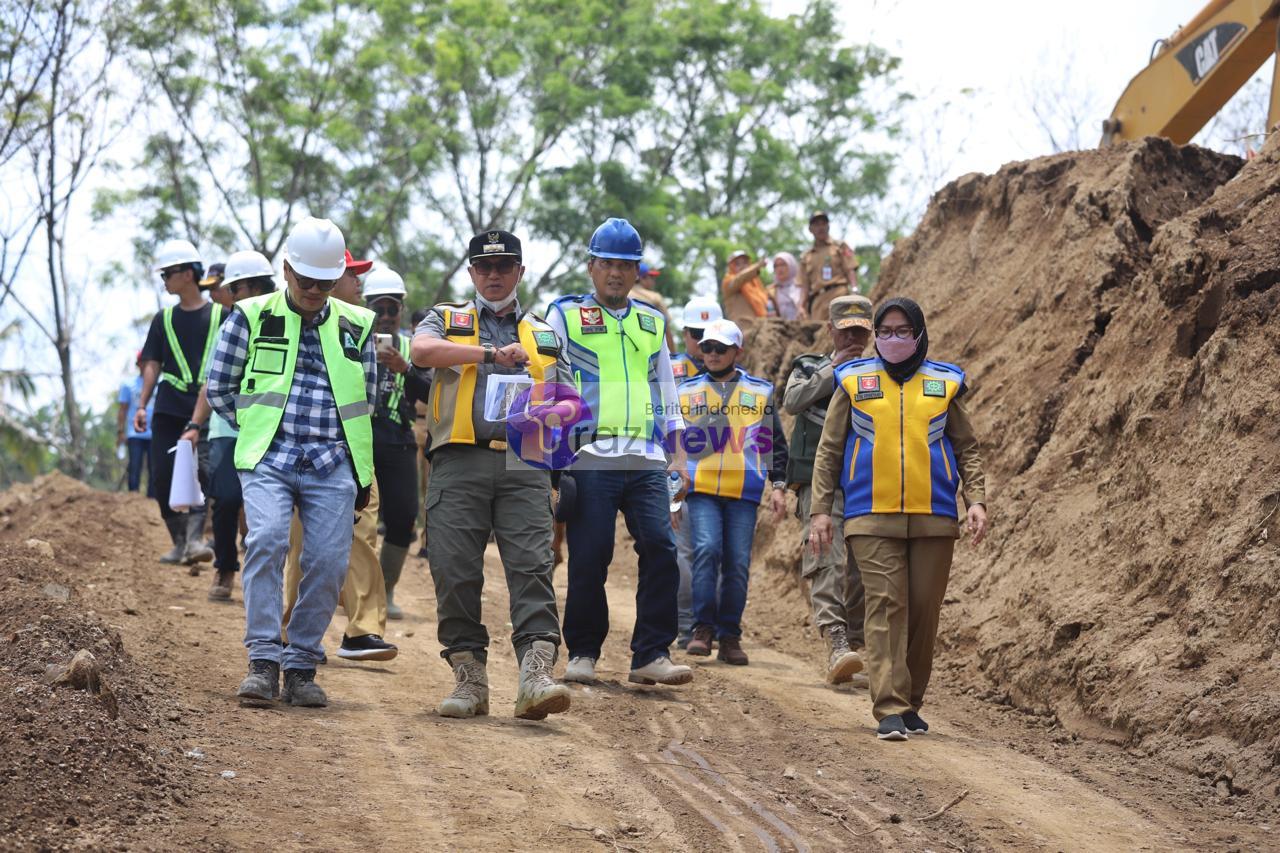 Pj.Bupati Lambar Minta Pembangunan Pasar Tematik Sesuai Standar.