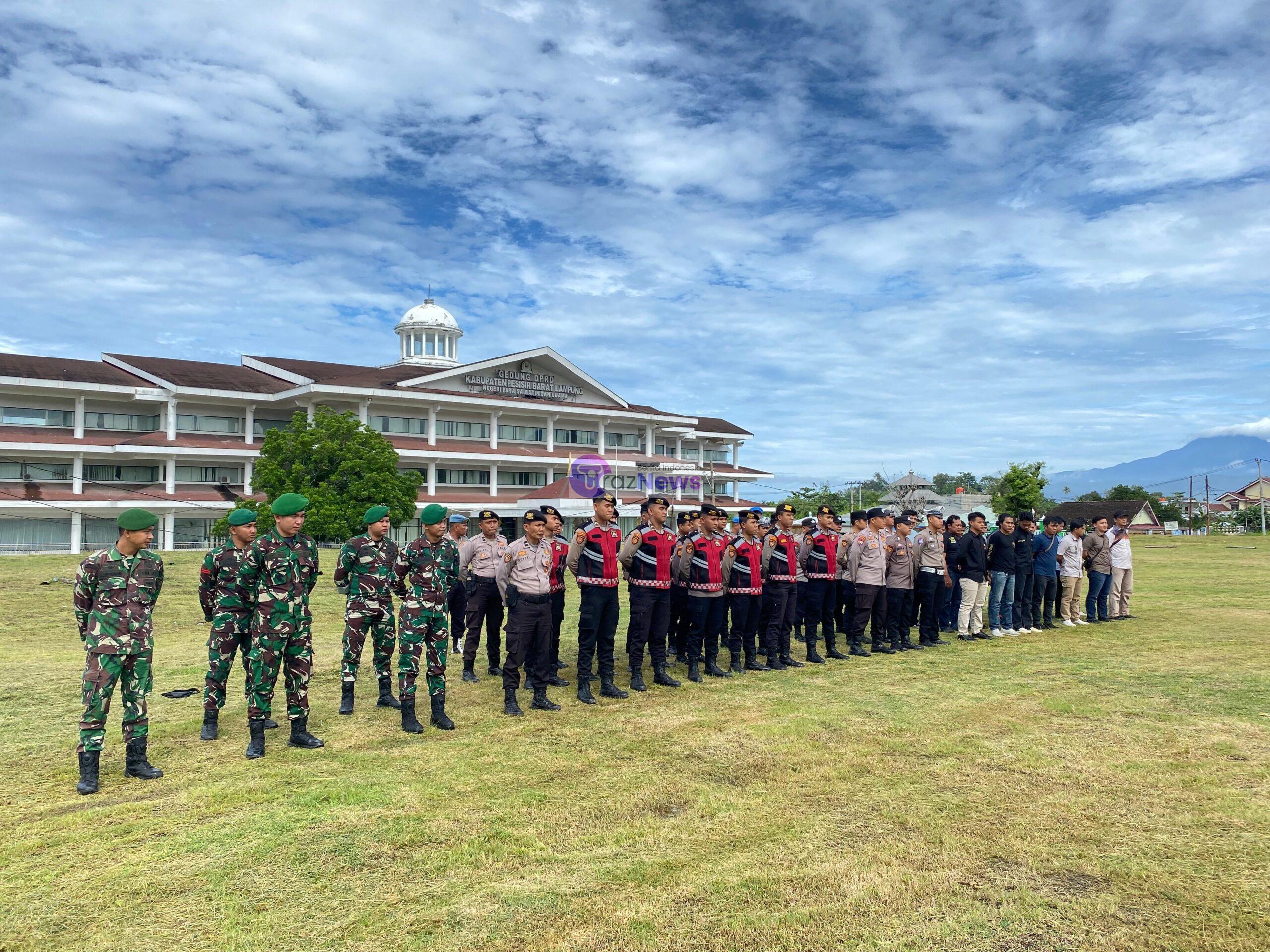 Polres Pesisir Barat Gelar Apel Pengamanan Ibadah Natal dan Objek Wisata 2024