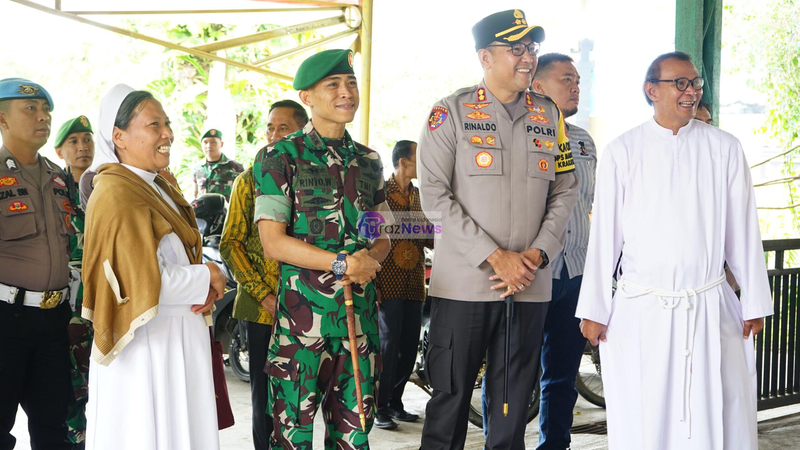 Komandan Kodim 0422/LB Bersama Kapolres Lampung Barat Gelar Patroli Keliling Tempat Ibadah Umat Kristiani di Hari Natal