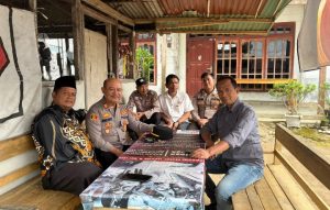 Giat Sambang Humanis, Polsek Sekincau Polres Lampung Barat Ajak Warga Ikut Berperan Jaga Kamtibmas.