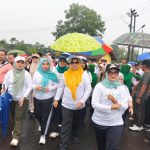 Bupati Ela Siti Nuryamah Resmi Buka Jalan Sehat HUT ke-27 Lampung Timur