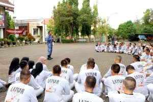 Tanamkan Semangat Disiplin dan Jiwa Bela Negara, Personel Lanud Sjamsudin Noor Hadir Humanis di BPSDMD Kalsel Pada Latsar CPNS KPU 2026