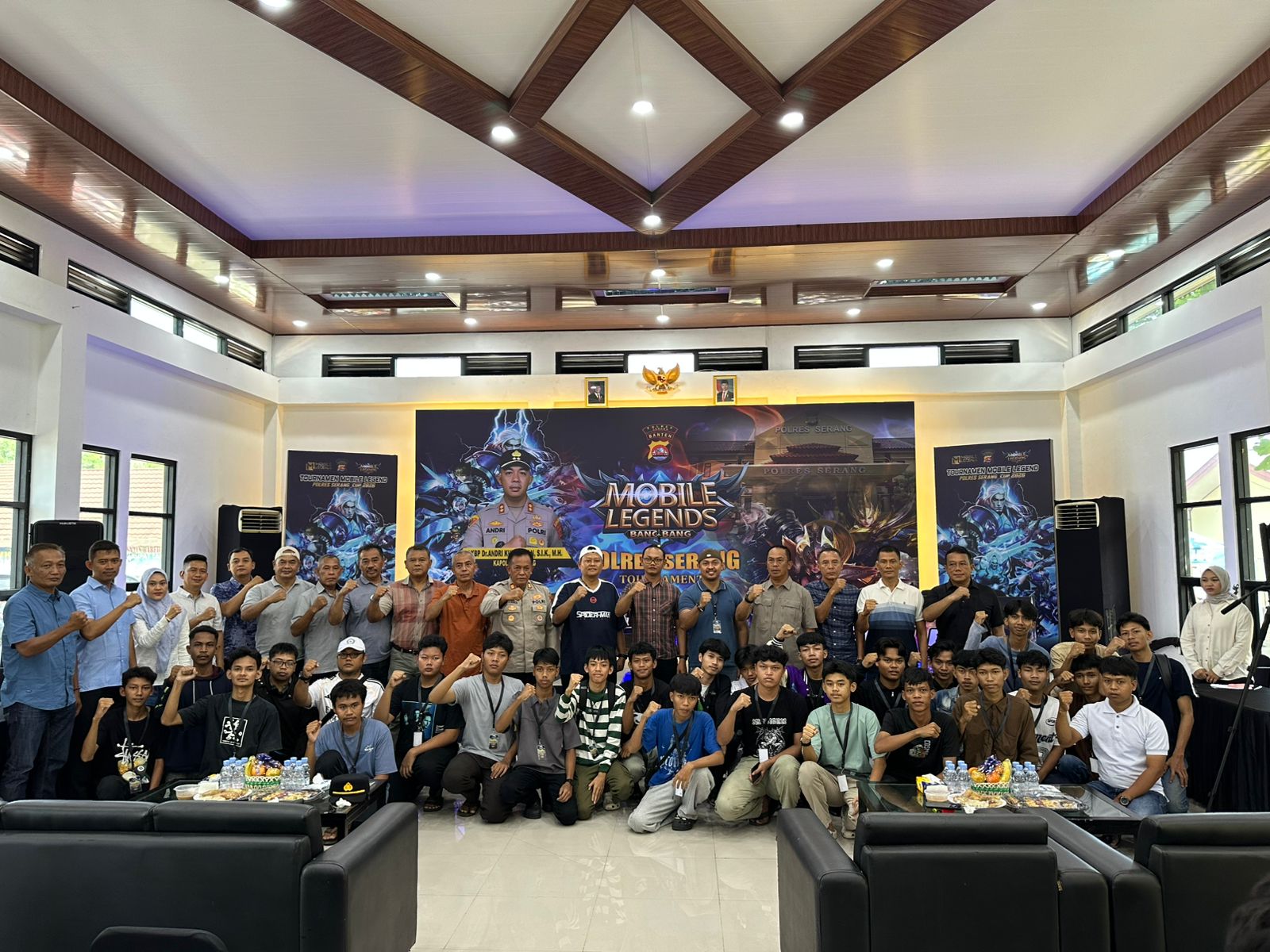 150 Pelajar Ramaikan Turnamen Mobile Legends Polres Serang Cup 2026