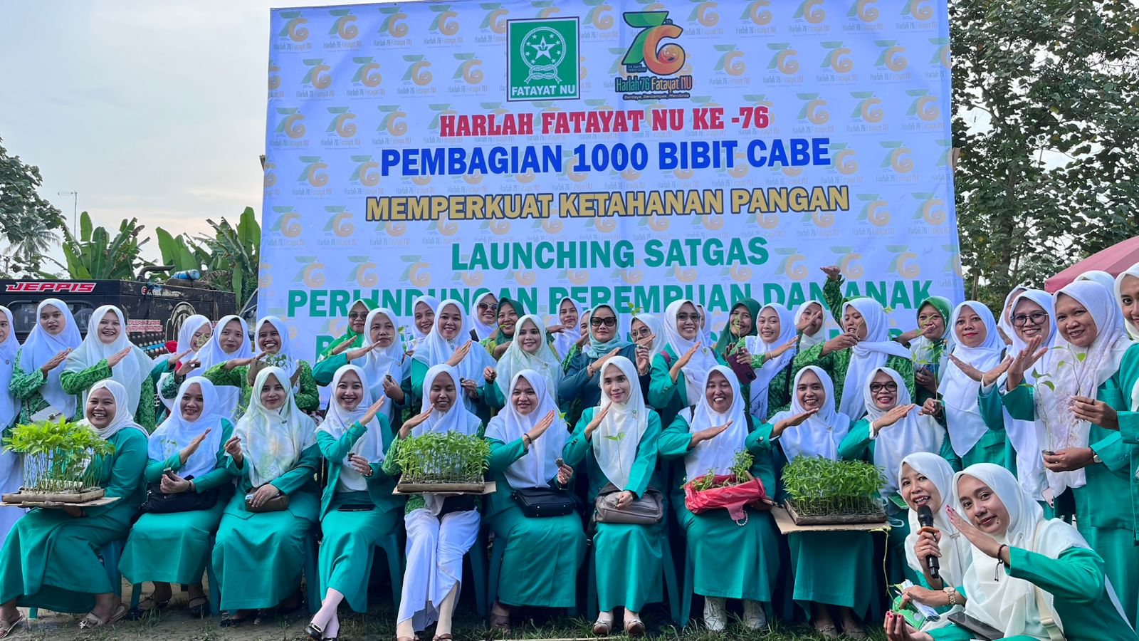 Harlah ke-76 Fatayat NU, Aksi Nyata Bagikan 1.000 Bibit Cabai Ke Masyarakat