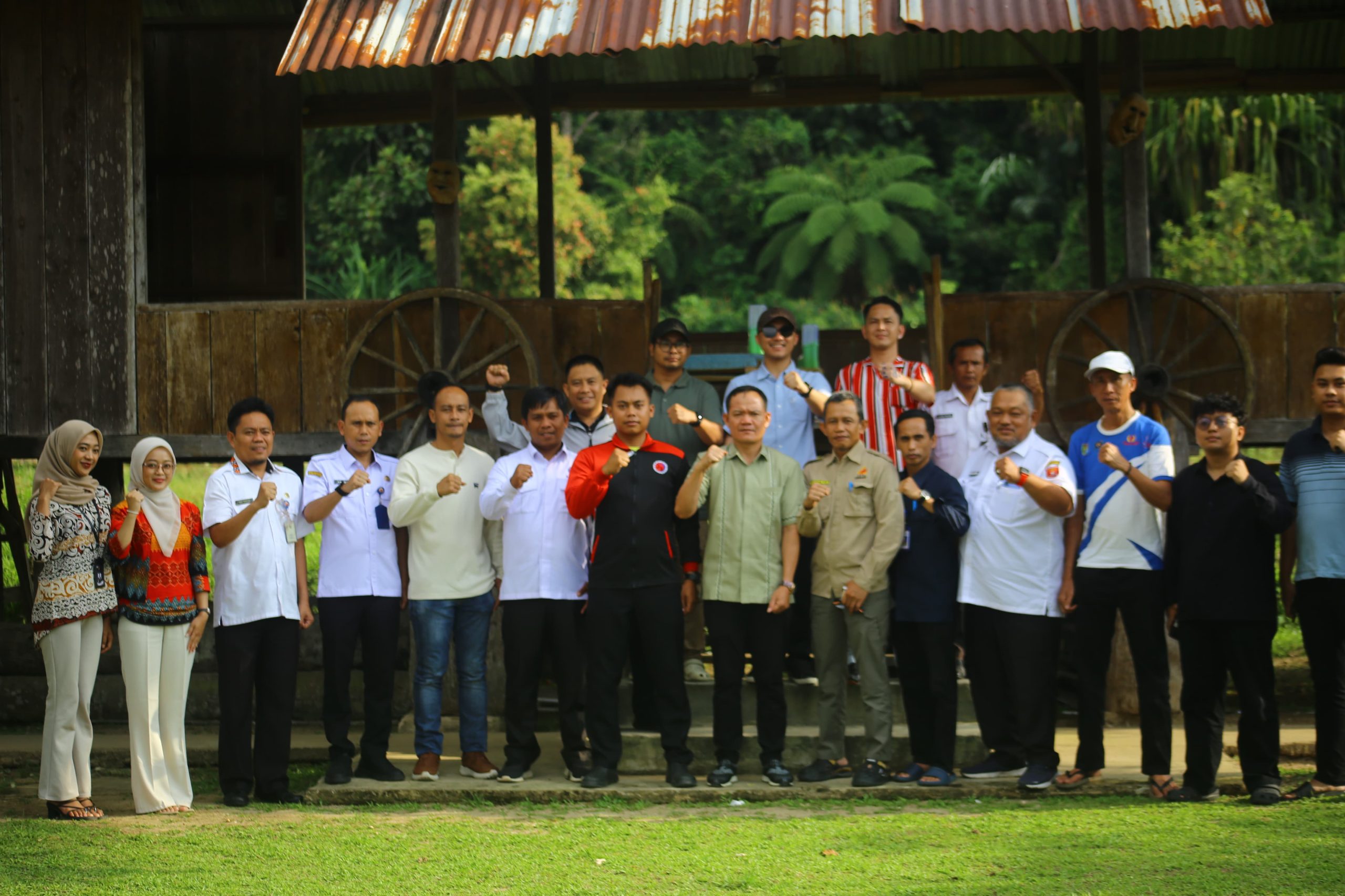 Jelang Musorkab, Calon Ketua KONI Lambar Gelar Pertemuan dengan Pengurus dan Pengcab.