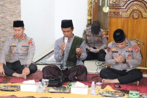 Jelang May Day, Polres Lampung Barat Gelar Doa Bersama dan Santuni Anak Yatim