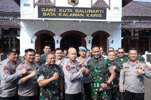 Pererat Sinergi dan Kebersamaan, Kapolda Banten Laksanakan Silaturahmi ke Korem 064/Maulana Yusuf