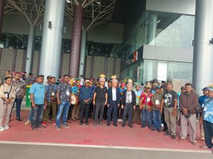 Hentikan Praktek Ilegal Dan Penyimpangan  Perizinan Adat Dari Eksploitasi Tanpa Kesepakatan Khusus  Adat Keeroom Dan Nabire Timur
