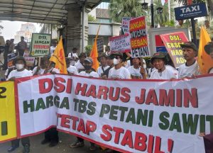 Demo Hari Tani Nasional 2026 di Gedung Danantara: SPKS Tolak Ekspor Satu Pintu dan Margin Fee PT DSI Yang Tekan Harga TBS Petani Sawit