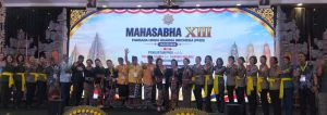Wamenag Tutup Mahasabha XIII PHDI, Ketum Terpilih Diminta Wujudkan Kepemimpinan yang Melayani Umat