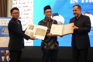 Seminar Internasional Manuskrip Al Qur’an,160 professor dan Doktor Membedah Manuskrip Mushaf Mashhad Razavi 