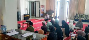 Jelang Keberangkatan 29 Oktober, PT Muriz Gelar Manasik Umrah, Hj. Surtini Tekankan Kesiapan Ibadah dan Kesehatan Jemaah.