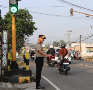 Polisi Bersama Masyarakat,Kapolres Lampung Barat Turun Langsung Giat   Pam Rawan Pagi 